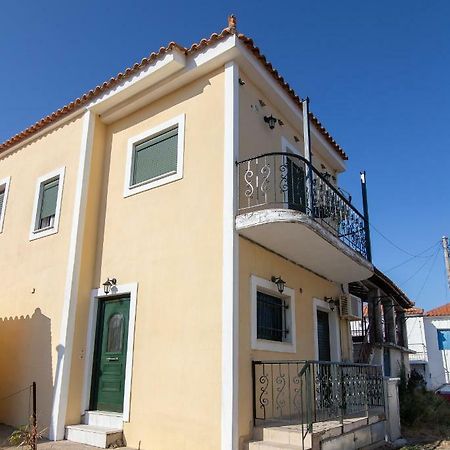 Peroulia Apartments Кисамос Екстериор снимка