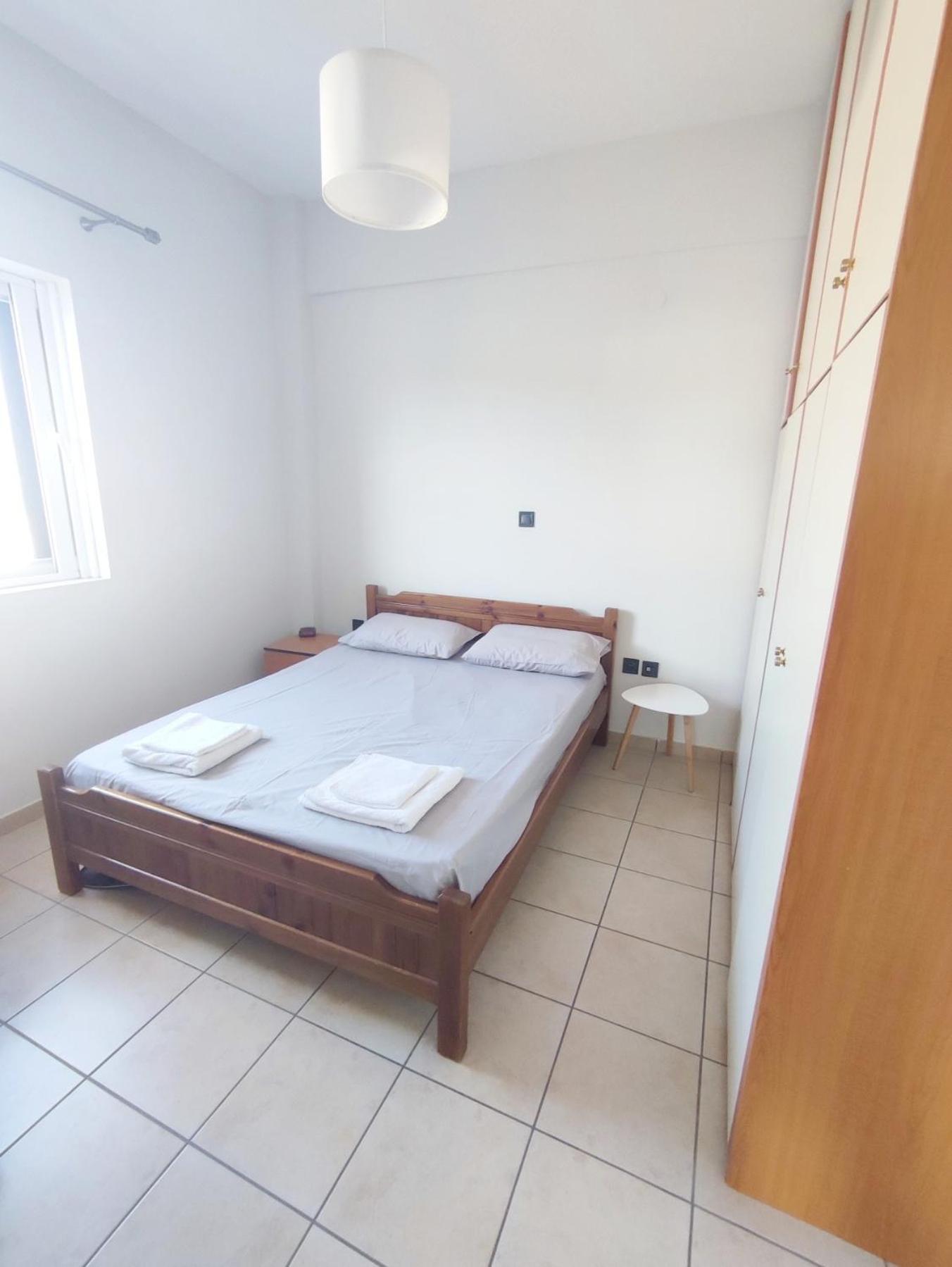 Peroulia Apartments Кисамос Екстериор снимка