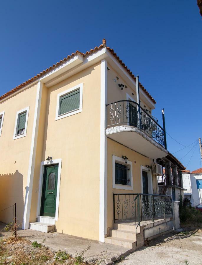 Peroulia Apartments Кисамос Екстериор снимка